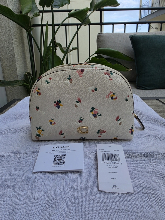 Coach Handbags - Coach Cosmetic Case